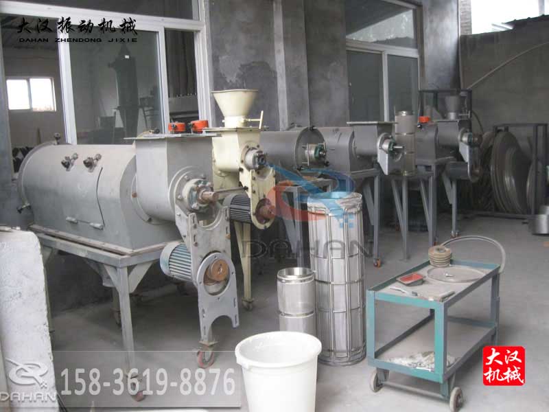 <a href='http://haerouline.cn/list_1_1.html' target='_blank'><u>�����Y</u></a>�ۙC(j��)